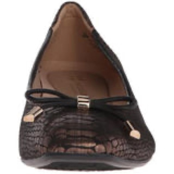 NWOT-Naturalizer Dove Wedge Flats - Picture 5 of 15